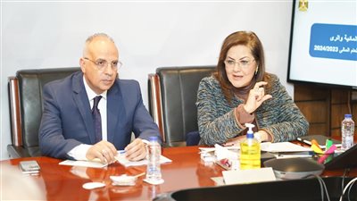 وزيرا التخطيط والري يناقشان الخطة الاستثمارية للوزارة للعام المالي القادم 2023/2024