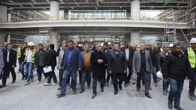 وزير النقل يتابع معدلات تنفيذ وتشطيب محطة سكك حديد صعيد مصر