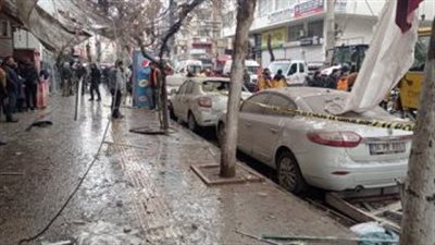 تركيا: ارتفاع عدد ضحايا الزلزال إلى 1121 قتيلا و7 آلاف مصاب