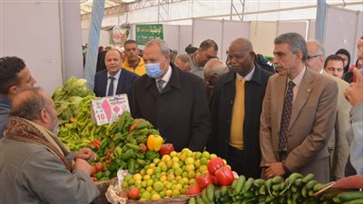 محافظ القليوبية يفتتح معرض أهلا رمضان بمدينتي قليوب وشبين القناطر