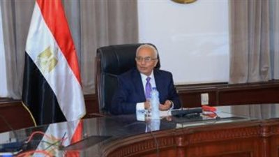 وزير التعليم يعتمد نتيجة امتحانات الترم الأول للمصريين بالخارج