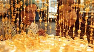 أسعار الذهب والدولار.. مفاجأة حول عيار 21