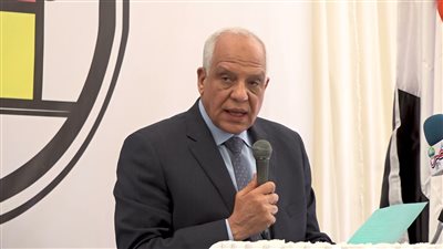 تطوير ورصف ٢٥ شارع بالعياط بالإنترلوك