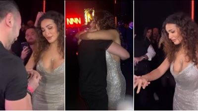 أحضان وقبلات.. خطوبة 