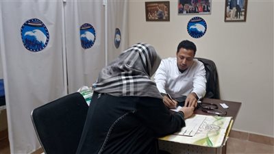 قافلة مستقبل وطن الطبية تصل للسلام وتجري الكشف على المرضي 