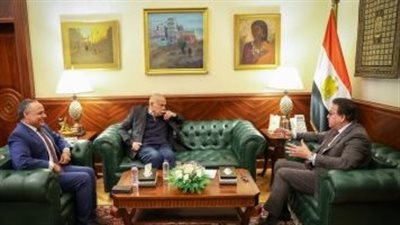 وزير الصحة يستقبل السير مجدى يعقوب لمتابعة مشروع إنشاء مركز طبى لزراعة الأعضاء