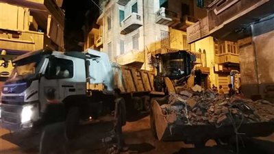 مساعدات عاجلة لضحايا عقار دمنهور المنهار 