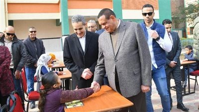 وزير التنمية المحلية ومحافظ الغربية يتفقدان مشروعات حياة كريمة