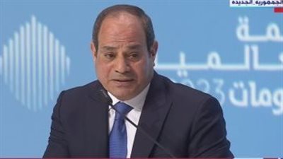 الرئيس السيسي من الإمارات: مصر تحتاج إلى تريليون دولار كل سنة