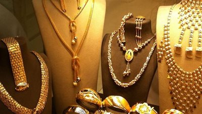 أسعار الذهب والدولار.. تراجع مبشر ومستمر