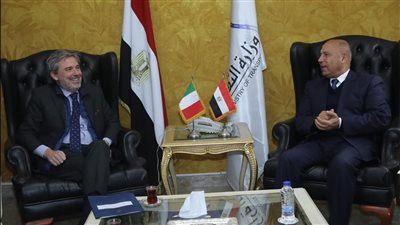 كامل الوزير يبحث مع سفير إيطاليا بالقاهرة التعاون المشترك في مجالات النقل المختلفة