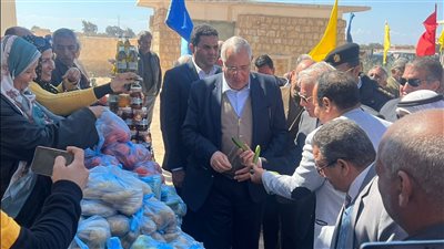 وزير الزراعة ومحافظ جنوب سيناء يتفقدان معرض السلع ومعصرة الزيوت وإحدى المزراع الخاصة 