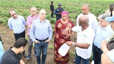 وزير الرى: مصر تعمل على توفير مياه الشرب فى القرى والمناطق البعيدة بالكونغو