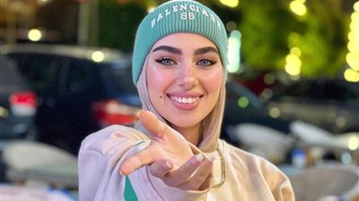 تأييد التحفظ على أموال البلوجر هدير عاطف وطليقها في قضية النصب 