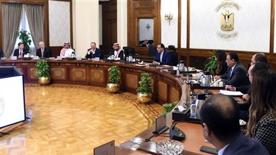 رئيس الوزراء يستعرض فرص زيادة الاستثمار لشركة «المراعي» السعودية في مصر