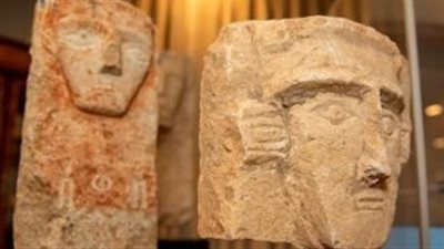 أمريكا تعيد لليمن 77 قطعة أثرية منهوبة تعود للقرن الأول قبل الميلاد