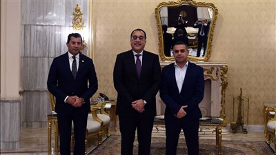 رئيس الوزراء يشهد فعاليات مؤتمر 