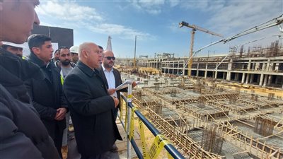 وزير النقل يتابع معدلات تنفيذ المرحلة الثالثة من مشروع القطار الكهربائي الخفيف LRT