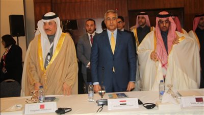 وزير القوى العاملة يشارك في مؤتمر