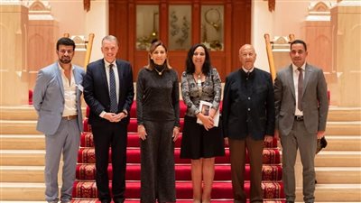 وزيرة الثقافة تشهد عرضي باليه 