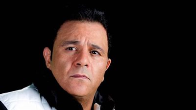 استدعاء محمد فؤاد للتحقيق في واقعة عين شمس.. وفنان: الطبيب تطاول أولًا