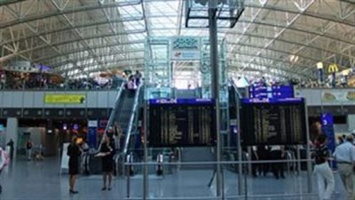 رسالة خاطئة تعيد طائرة لمطار فرانكفورت بعد ساعة من إقلاعها