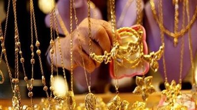 أسعار الذهب والدولار.. هبوط ملحوظ للصاغة