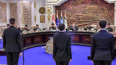 الرئيس السيسي يشهد اختبارات المتقدمين لوظائف هيئات وزارة النقل