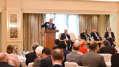 الدكتور سويلم يشارك في ورشة عمل 