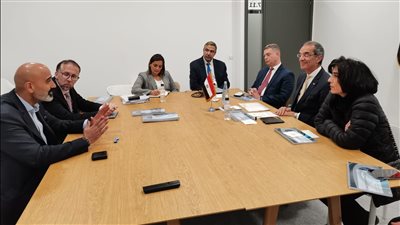 وزير الاتصالات يلتقى مسئولى شركات أريكسون ونوكيا وديتيكون ولينوفو 