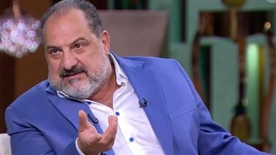 يقدم 4 مسلسلات في رمضان.. سر غريب حول خالد الصاوي