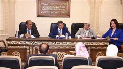 فؤاد: سوق تداول شهادات الكربون يعد أحد آليات التمويل المبتكرة للتصدي للآثار السلبية للتغيرات المناخية