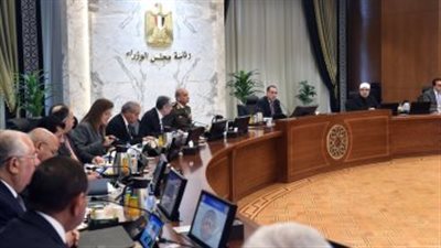 الحكومة توافق على مد الخدمة لـ520 طبيبا بشريا عامين بعد بلوغ سن المعاش