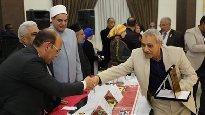  بيت العائلة في السويس يكرم عظماء خالدون صنعوا تاريخ المدينة