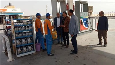 بالفيوم.. حملات على محطات الوقود والمواقف والسيارات والتأكسي للالتزام بالتعريفة المقررة 