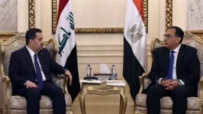 رئيسا وزراء مصر والعراق يعقدان جلسة مباحثات موسعة لاستعراض التعاون المشترك