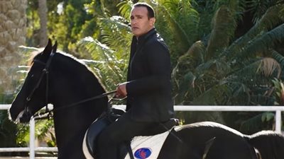 تغيرت ملامحه.. قصة ظهور أحمد السقا في 