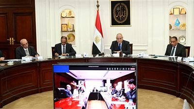 وزيرا الإسكان والتخطيط يناقشان مقترح الخطة الاستثمارية لوزارة الإسكان للعام المالى 2024/2023