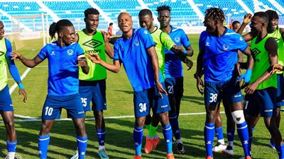 منافس الأهلي.. الهلال السوداني يهزم القطن بثنائية ويخطف صدارة المجموعة