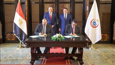 وزير الصحة يشهد توقيع بروتوكول بين الرقابة الصحية والعلاج الحر بشأن معايير الجودة