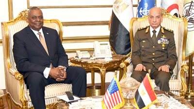  وزير الدفاع والإنتاج الحربى يلتقى بنظيره الأمريكى  