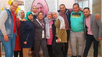 مظاهرة حب واحتفالية لتكريم مدير رعاية الشباب بآداب عين شمس