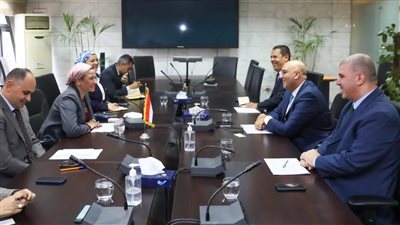 وزيرة البيئة تلتقي مع رئيس جهاز تنمية المشروعات المتوسطة لمناقشة تطوير منظومة التمويل