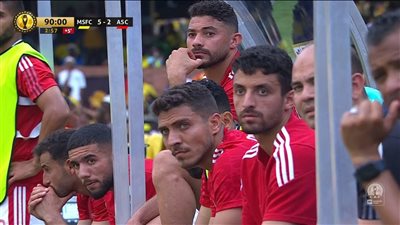 خماسية جديدة.. الأهلي يسقط أمام صن داونز ويقترب من وداع البطولة