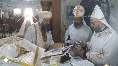 أسقف السويس يلتقى خدام التربية النوعية بكنيسة الملاك ميخائيل