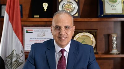 الدكتور سويلم يتابع موقف منظومة الشكاوى بوزارة الموارد المائية والرى