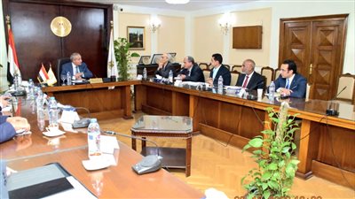 وزير التموين: وضع أسعار مجزية لتوريد محصول بنجر السكر لهذا الموسم