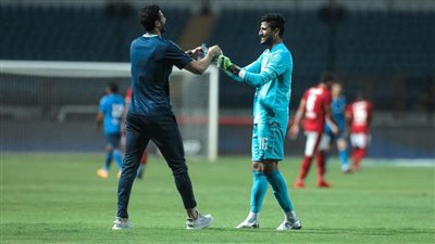 الشناوي أم لطفي.. كولر يستقر على حارس الأهلي أمام القطن في دوري الأبطال