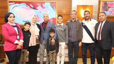 مطار القاهرة يستقبل البطل العالمى محمد أبو ستيت