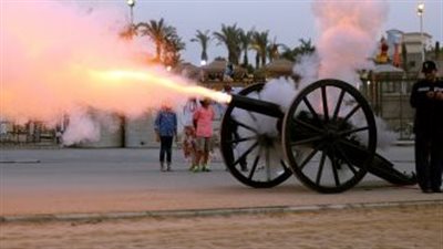 الإمارات تكشف عن إحياء مدفع الإفطار فى عدد من المدن